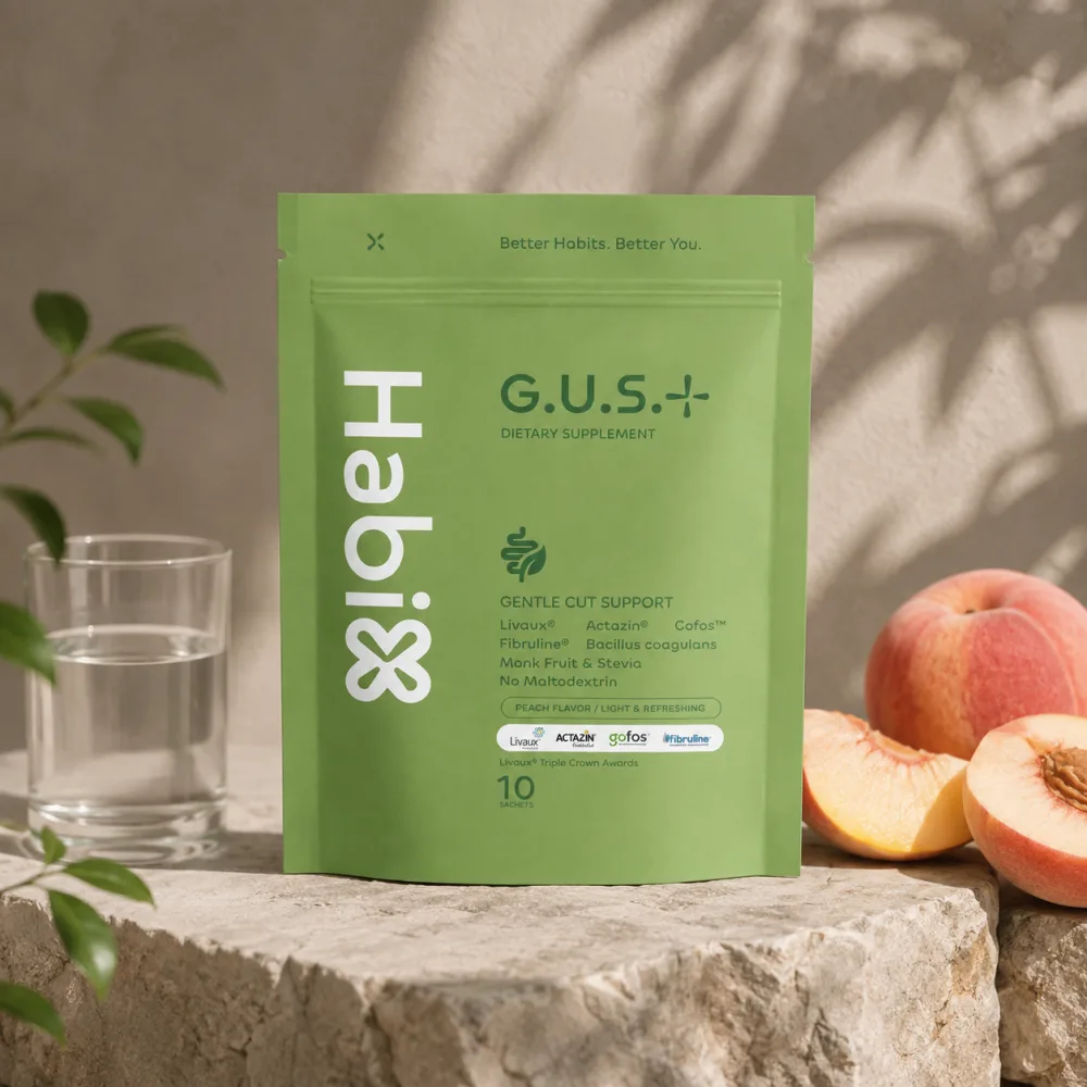 ถุง HabitX G.U.S.+ สีเขียว พร้อมลูกพีชผ่าซีกและแก้วน้ำ